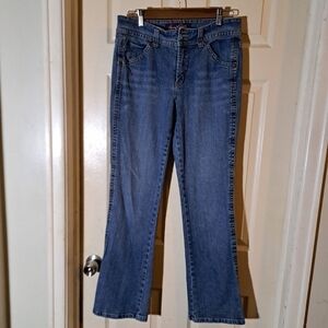 Gloria Vanderbilt jeans size 10